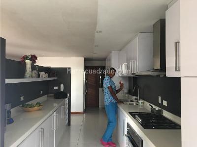 Apartamento en venta en Los Rosales, Bogotá · foto 18 de 20