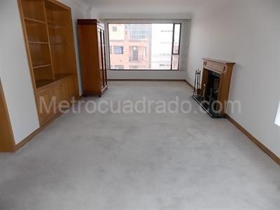Apartamento de 3 alcobas en venta en Chico, Bogotá, 287 m² · foto 2 de 17