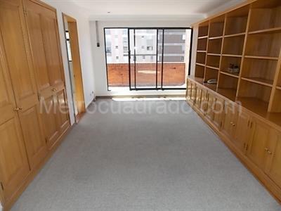 Apartamento de 3 alcobas en venta en Chico, Bogotá, 287 m² · foto 13 de 17