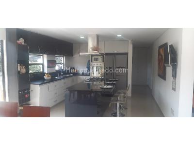 Casa de 5 alcobas en venta en Camino Del Rio, Cajicá, 396 m² · foto 11 de 20