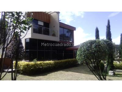 Casa de 5 alcobas en venta en Camino Del Rio, Cajicá, 396 m² · foto 13 de 20
