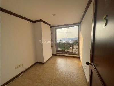 Apartamento de 3 alcobas en venta en Palermo, Manizales, 134 m² · foto 7 de 16