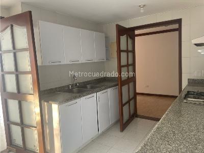 Apartamento de 3 alcobas en venta en Palermo, Manizales, 134 m² · foto 14 de 16