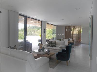 Casa en venta en El Rosario, Manizales · foto 2 de 20