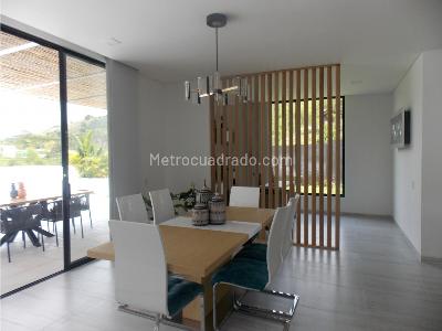 Casa en venta en El Rosario, Manizales · foto 3 de 20