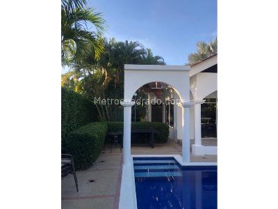 Casa de 3 alcobas en venta en Condominio Colina, Girardot, 247 m² · foto 14 de 20