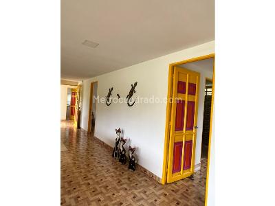 Casa de 4 alcobas en venta en Caimo, Armenia, 350 m² · foto 11 de 20