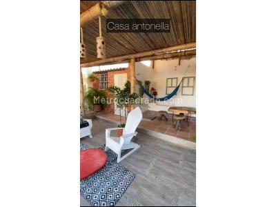 Casa de 4 alcobas en arriendo en Bonda, Santa Marta, 150 m² · foto 2 de 20