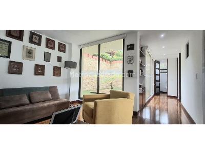 Casa de 5 alcobas en venta en Yerbabuena, Chía, 650 m² · foto 8 de 20