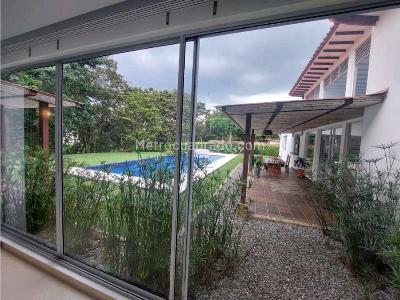 Casa de 3 alcobas en venta en El Eden, Armenia, 260 m² · foto 17 de 20
