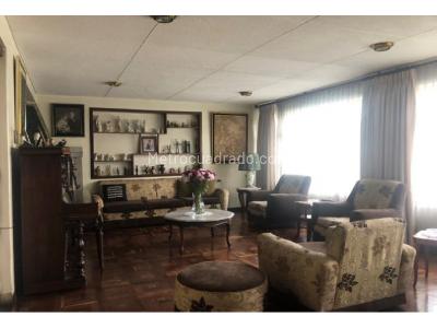 Casa de 5 alcobas en venta en Belalcazar, Bogotá, 324 m² · foto 3 de 20