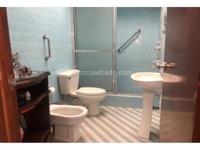 Casa de 5 alcobas en venta en Belalcazar, Bogotá, 324 m² · foto 18 de 20