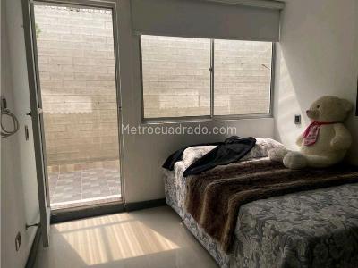 Apartamento en venta en Betania, Sabaneta · foto 3 de 8