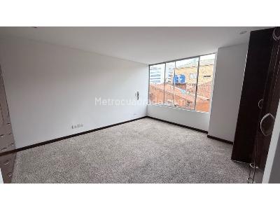 Apartamento en venta en Santa Barbara, Bogotá · foto 3 de 10