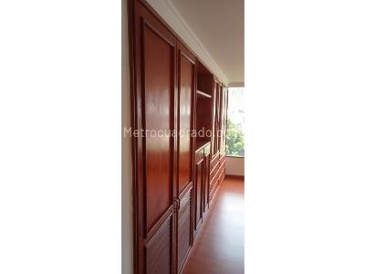 Apartamento en venta en Santa Barbara, Bogotá · foto 3 de 13
