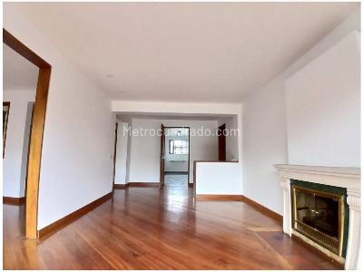 Apartamento de 2 alcobas en venta en Bella Suiza, Bogotá, 175 m² · foto 4 de 17