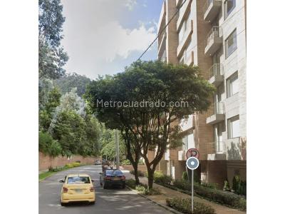 Apartamento de 4 alcobas en venta en El Retiro, Bogotá, 229 m² · foto 3 de 4
