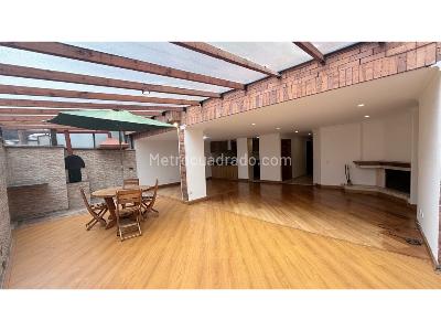 Apartamento en venta en La Carolina, Bogotá · foto 2 de 20