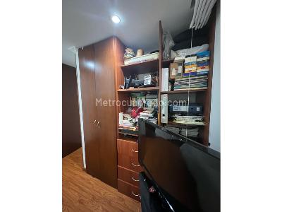 Apartamento en venta en Quinta Paredes, Bogotá · foto 10 de 13