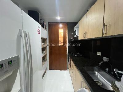 Apartamento en venta en Quinta Paredes, Bogotá · foto 11 de 13