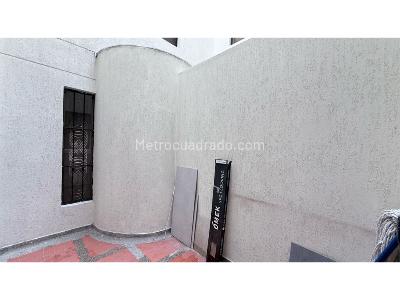 Apartamento de 3 alcobas en venta en Santa Barbara, Bogotá, 207 m² · foto 5 de 19