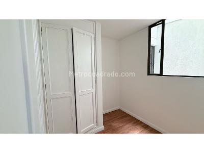 Apartamento de 3 alcobas en venta en Santa Barbara, Bogotá, 207 m² · foto 6 de 19