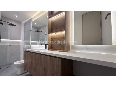 Apartamento de 3 alcobas en venta en Santa Barbara, Bogotá, 207 m² · foto 12 de 19