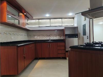 Apartamento en venta en Santa Barbara Central, Bogotá · foto 7 de 8