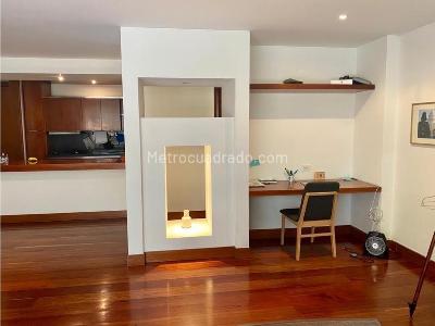 Apartamento de 1 alcoba en venta en Chico Reservado, Bogotá, 98 m² · foto 4 de 11