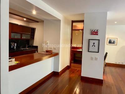 Apartamento de 1 alcoba en venta en Chico Reservado, Bogotá, 98 m² · foto 11 de 11