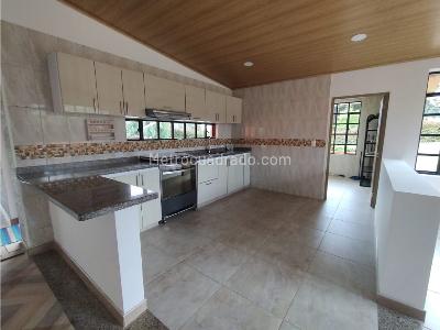 Casa en arriendo en El Hato, La Calera · foto 18 de 20