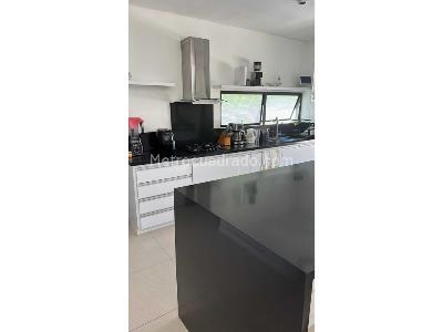 Casa de 4 alcobas en venta en El Eden, Armenia, 308 m² · foto 11 de 14