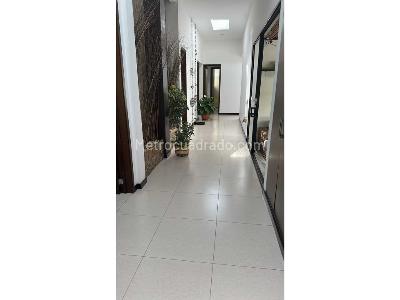 Casa de 4 alcobas en venta en El Eden, Armenia, 308 m² · foto 12 de 14