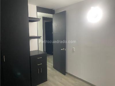 Apartamento de 3 alcobas en venta en Quintas De Canelon, Cajicá, 70 m² · foto 3 de 16