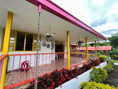 Casa de 4 alcobas en venta en Caimo, Armenia, 350 m² · foto 13 de 18
