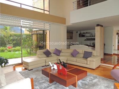Casa de 3 alcobas en venta en Guaymaral, Bogotá, 425 m² · foto 2 de 14