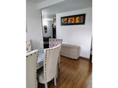 Apartamento de 3 alcobas en venta en Variante Cajica Zipaquira, Cajicá, 80 m² · foto 3 de 17