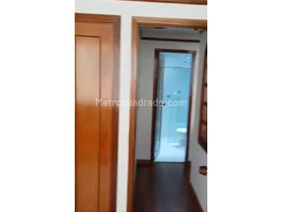 Apartaestudio en venta en Santa Barbara Central, Bogotá, 41 m² · foto 2 de 6