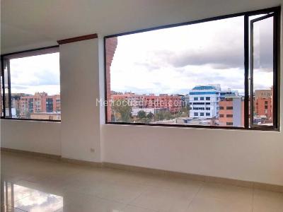 Apartamento en venta en Santa Barbara Central, Bogotá · foto 2 de 19