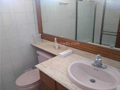Apartamento en venta en Santa Barbara Central, Bogotá · foto 11 de 19