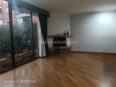 Apartamento en venta en Alhambra, Bogotá · foto 2 de 18