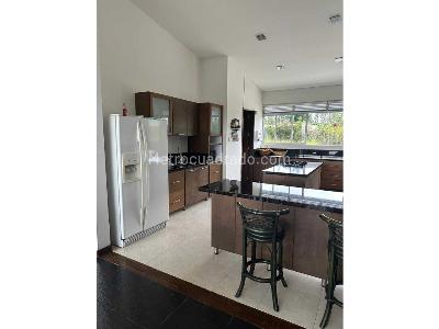 Casa de 3 alcobas en arriendo en Cerritos, Pereira, 401 m² · foto 15 de 20