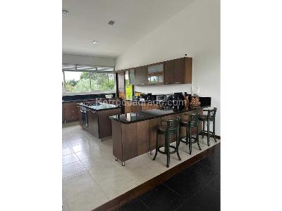 Casa de 3 alcobas en arriendo en Cerritos, Pereira, 401 m² · foto 16 de 20