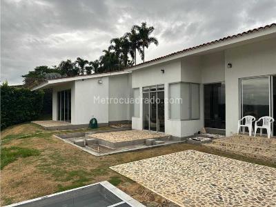 Casa de 3 alcobas en arriendo en Cerritos, Pereira, 401 m² · foto 17 de 20