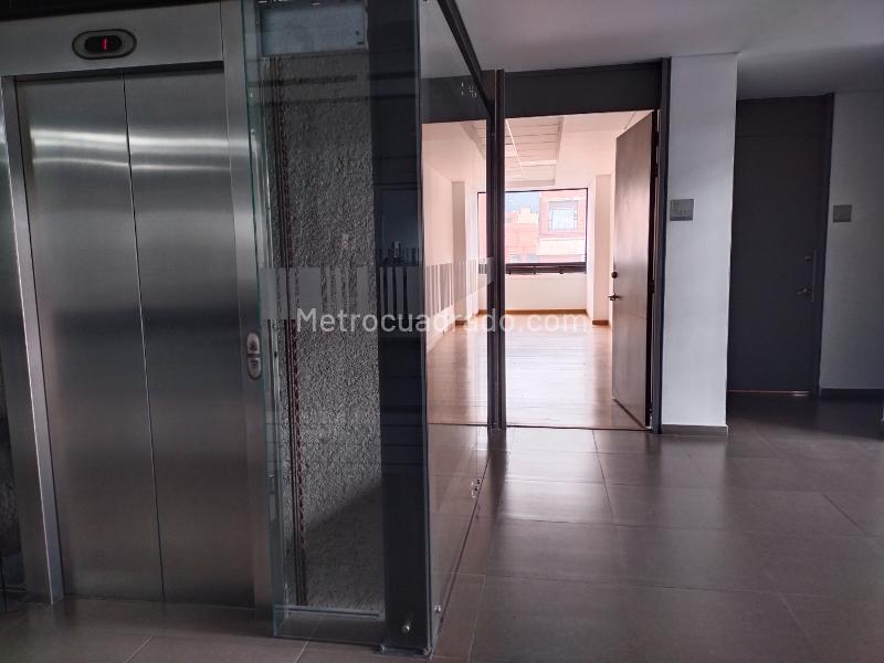 Oficina en Arriendo, SANTA BIBIANA, Bogotá D.C. - Más