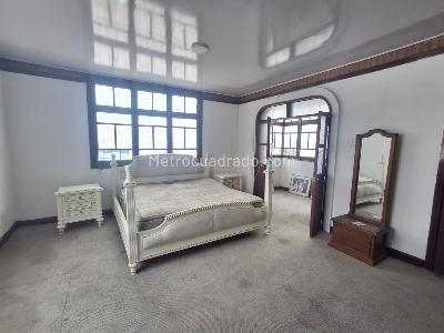 Casa de 5 alcobas en venta en Teusaquillo, Bogotá, 780 m² · foto 9 de 19
