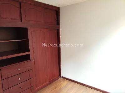 Apartamento en venta en Villa Alsacia, Bogotá · foto 7 de 20