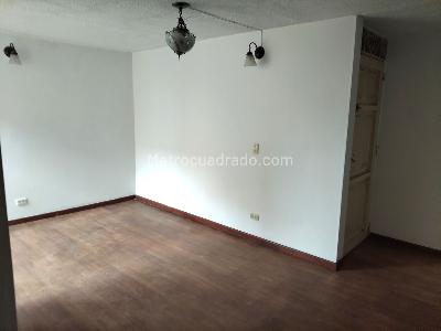 Apartamento en venta en Villa Alsacia, Bogotá · foto 8 de 20