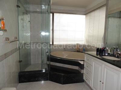 Apartamento en venta en La Carolina, Bogotá · foto 16 de 20