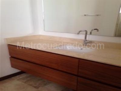 Apartamento de 3 alcobas en venta en Chico Reservado, Bogotá, 290 m² · foto 9 de 16